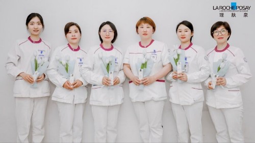 512国际护士节 理肤泉关爱基层医护项目顺利展开 “泉”心爱护 “医”路相伴