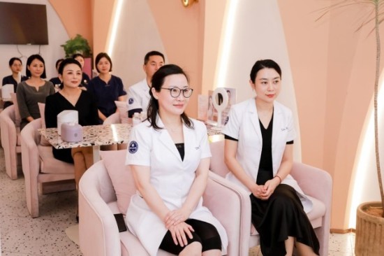 携手行业权威机构,赛诺秀开启「755皮秒月」传播,首创品类节日标杆